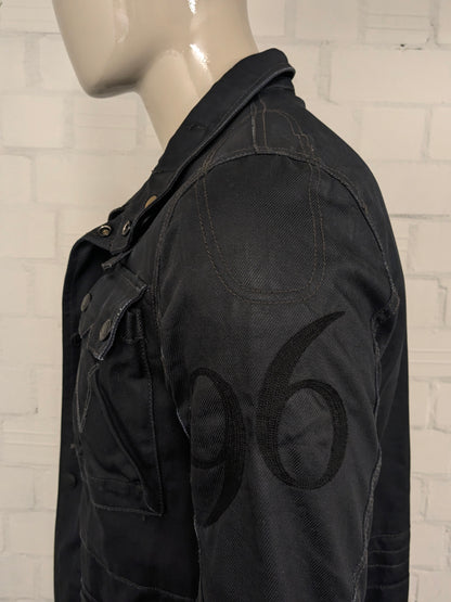 G-Star RAW between coat / jacket. Dark Blue colored. Size M.