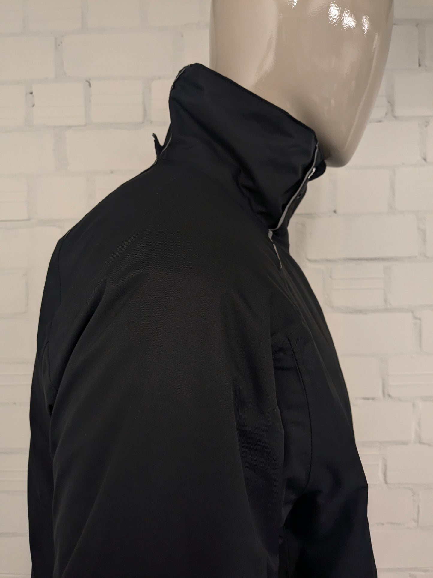 Veste d'hiver doublée Audi. Coloré noir. Taille L.