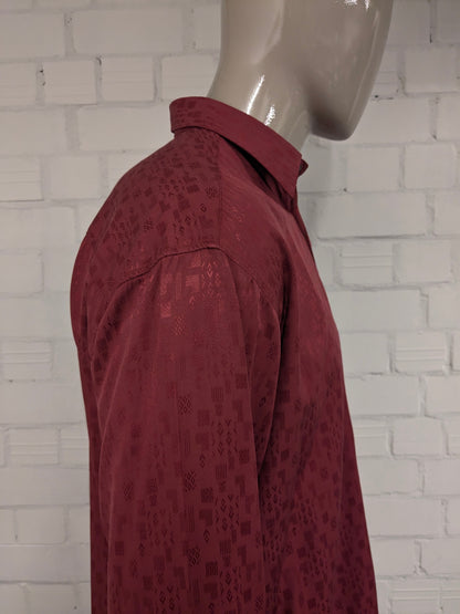 Camicia vintage nuova veloce. Motivo lucido a luce rossa con bottoni nascosti. Taglia XL. Viscosa.