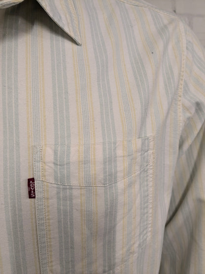 La camicia di Levi. Strisce giallo verdi. Taglia XL. standard.