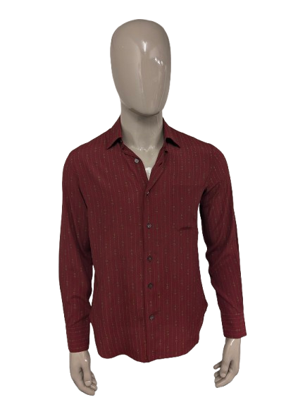 Vintage Rugantino shirt. Red Gray Gold colored print. Size M.