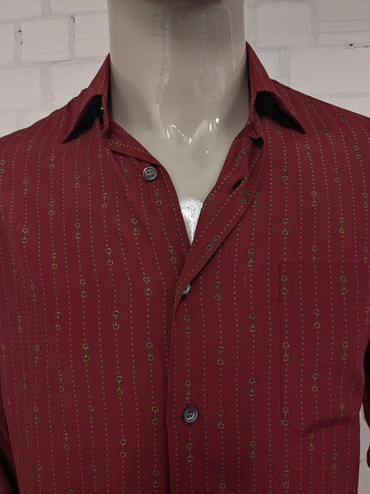 Vintage Rugantino shirt. Red Gray Gold colored print. Size M.