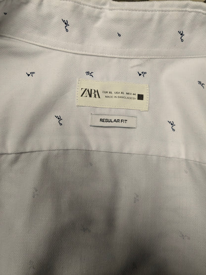 Zara shirt. White with Blue tennis men print. Size XL. regular fit.