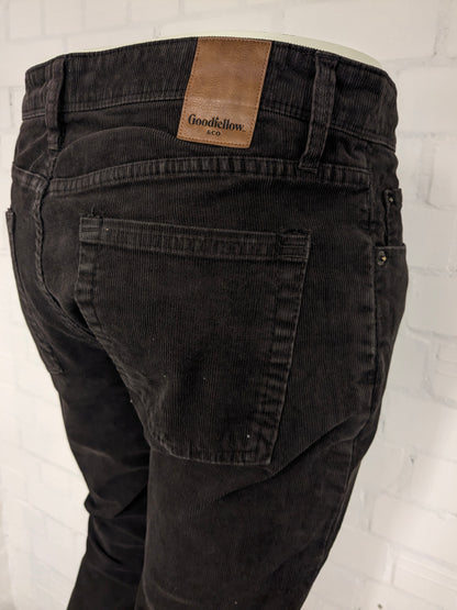 Good Fellow ribbed trousers. Dark Brown colored. Size W34 - L30. slim fit.
