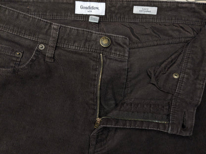 Good Fellow ribbed trousers. Dark Brown colored. Size W34 - L30. slim fit.
