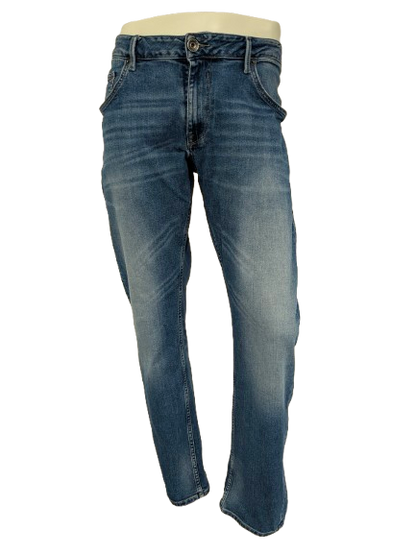 Jean Garcia. Coloré en bleu. type Russo coupe régulière. Taille W38 - L34. extensible.