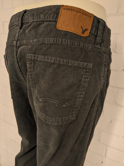 American Eagle ribbed trousers. Colored gray. Size W33 - L32. Type Original straight.