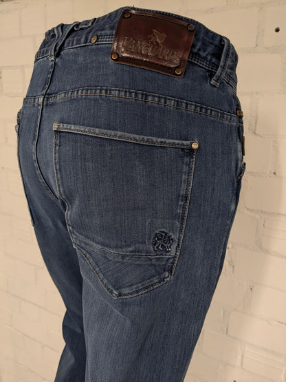 Vanguard jeans. Blauw gekleurd. Maat W36 - L36.