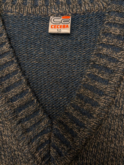 Suéter vintage Ceceba de Lana de Alpaca con Cuello en V. Color Beige Azul Verde. Talla M. 30% Lana y 10% Lana de Alpaca.