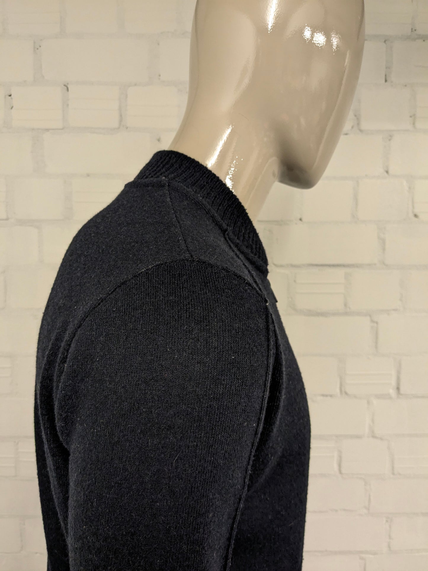 Vanguard vest with zipper. Dark Blue colored. Size L. "Ambassador."