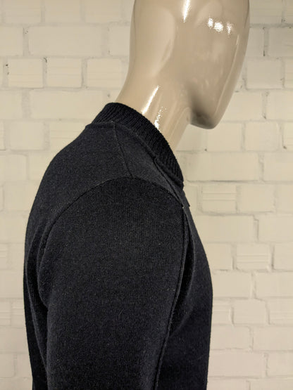 Vanguard vest with zipper. Dark Blue colored. Size L. "Ambassador."