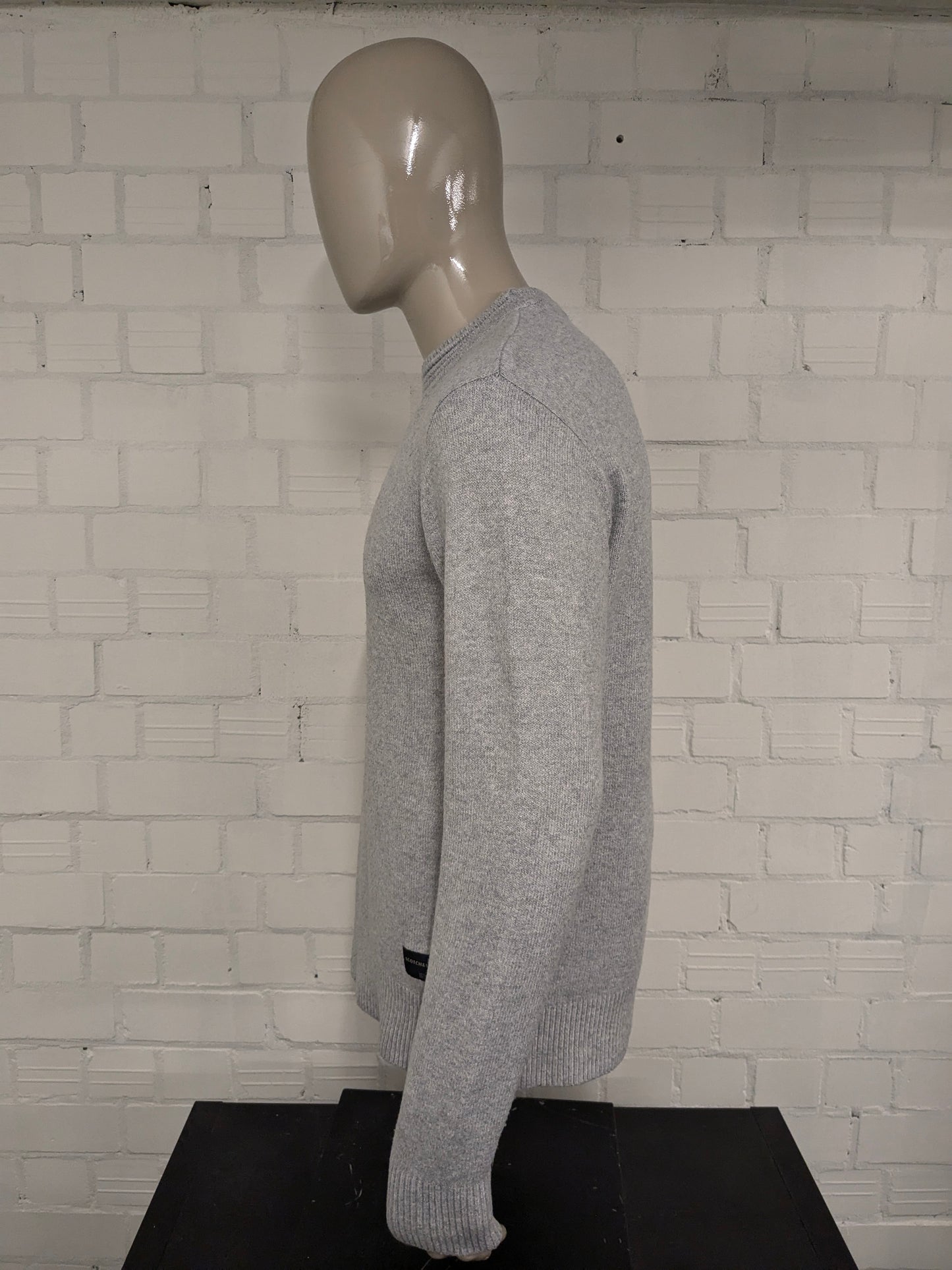 Jersey Scotch & Soda. Gris claro mezclado. Talla L.