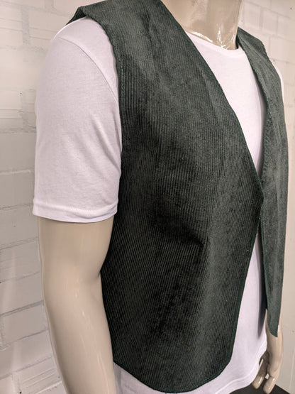 Vintage rib gilet zonder sluiting. Donker Groen gekleurd. Maat M / L.