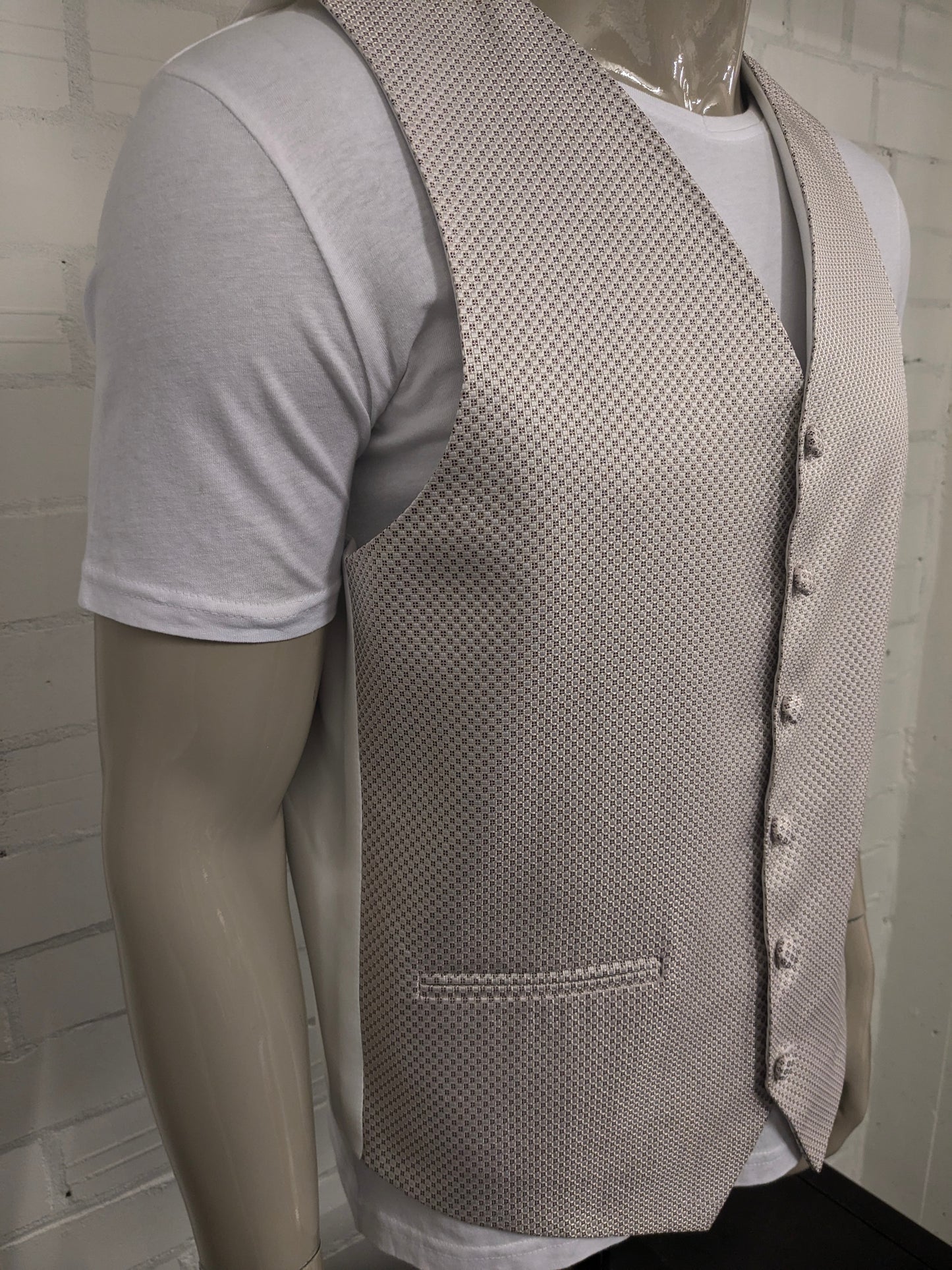 Wilvorst gilet. Donker Rood Beige motief. Maat L.