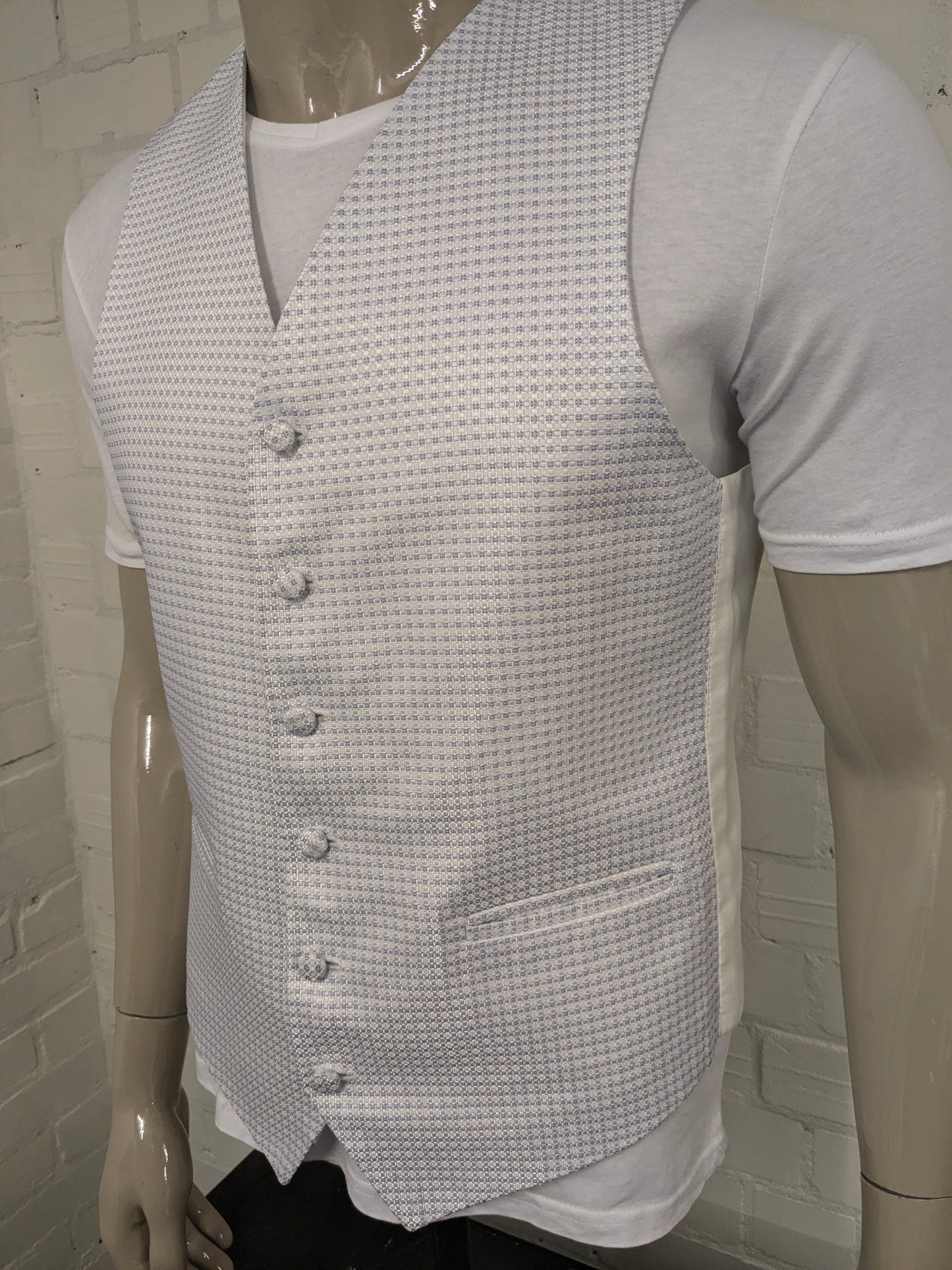 Wilvorst gilet. Blauw Wit motief. Maat L.