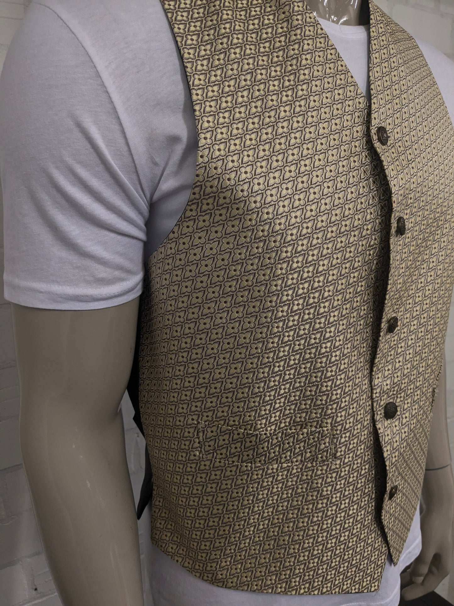 Vintage Masterhand gilet. Geel Groen bloemen motief met mooie knopen. Maat M.