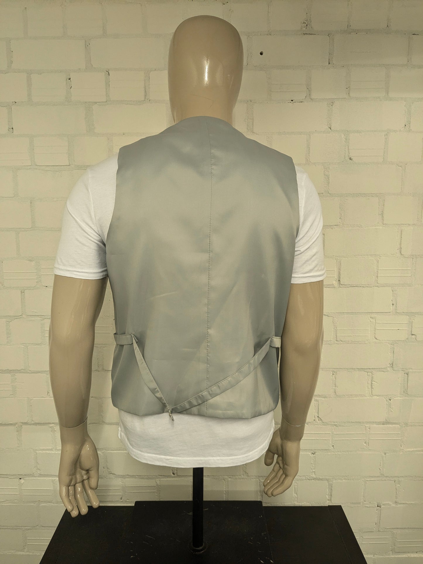 Heirloom gilet. Wit Grijs golvend strepen motief. Maat L.