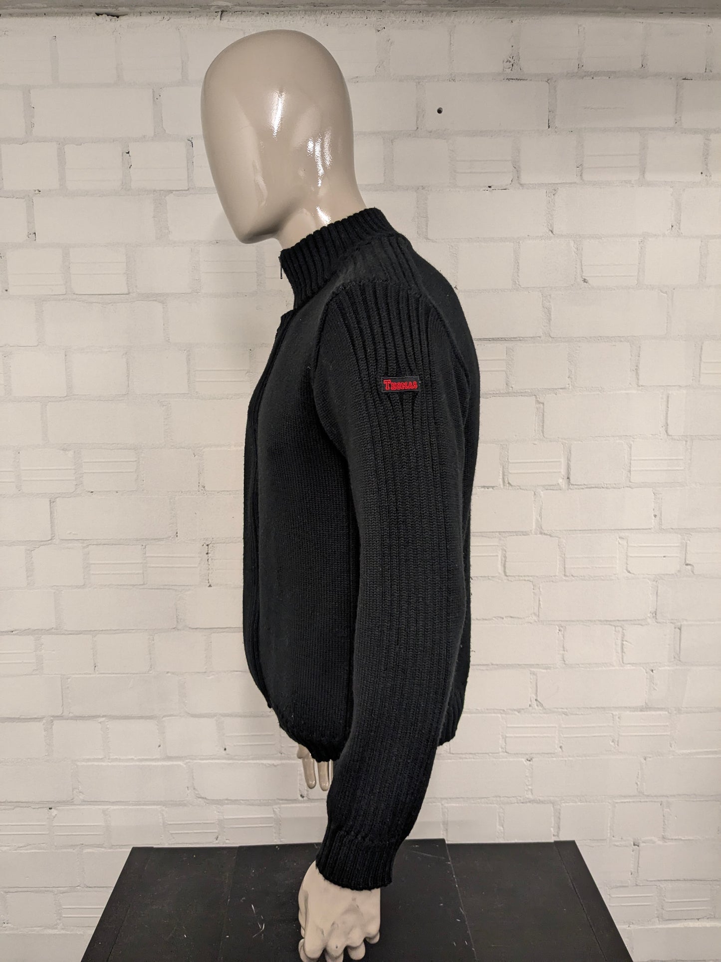 Thomas Jeans vest. Colored black. Size L.