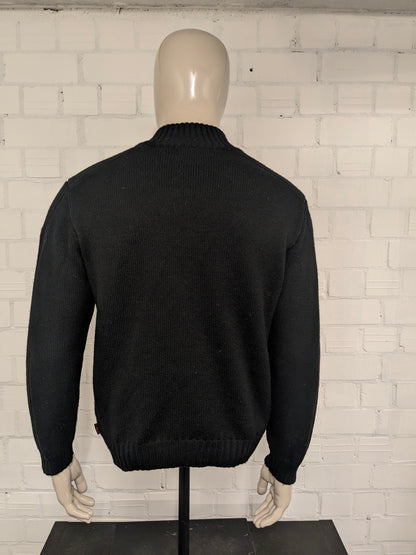 Thomas Jeans vest. Colored black. Size L.