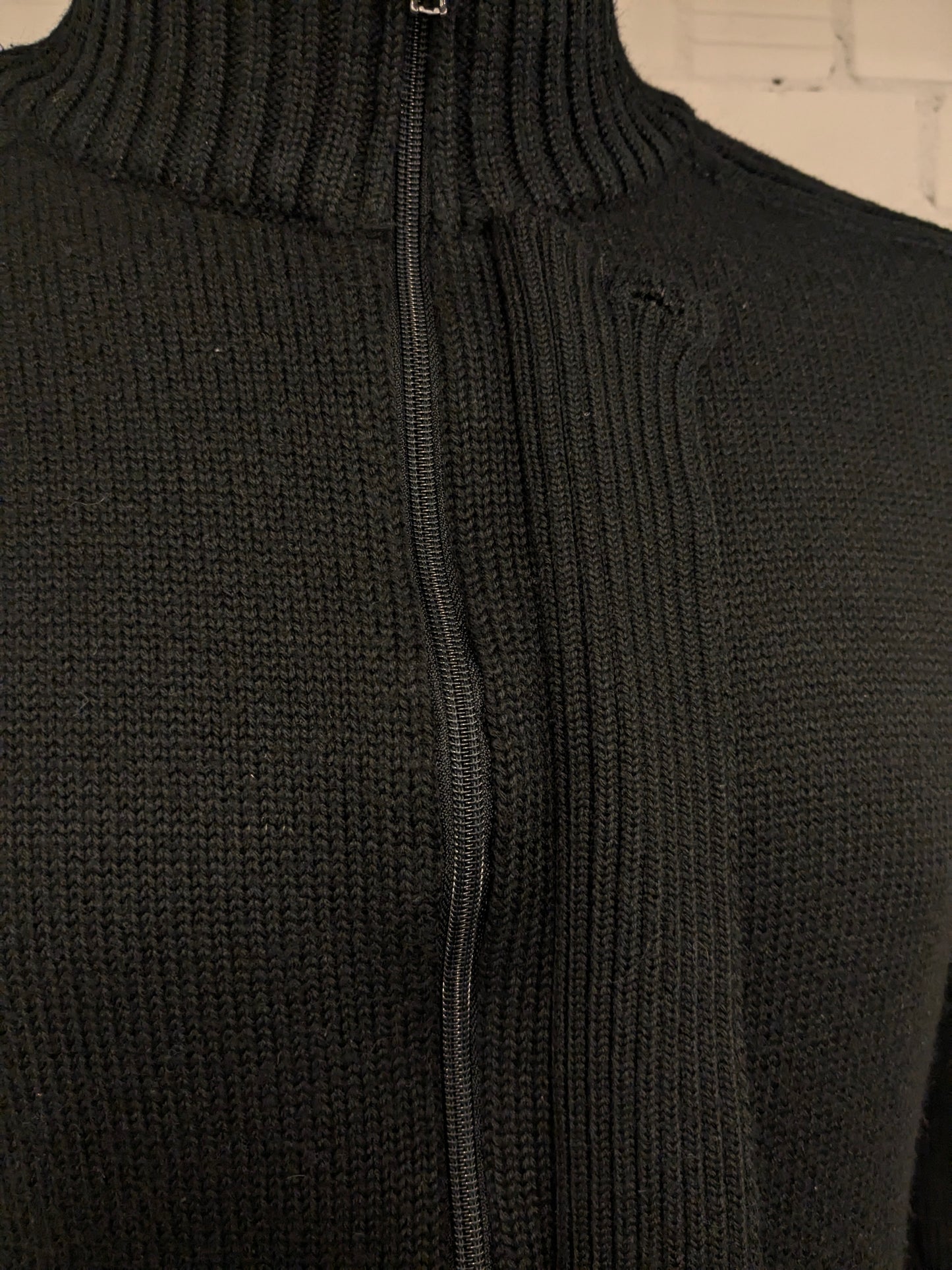 Thomas Jeans vest. Colored black. Size L.