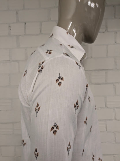 Vintage 70's Ataka overhemd met puntkraag en grotere knopen. Beige Bruine bloemen print. Maat L.