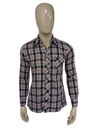 Vintage 70's Yess overhemd met puntkraag en grotere knopen. Paars Roos Groen Zwart geruit. Maat M.