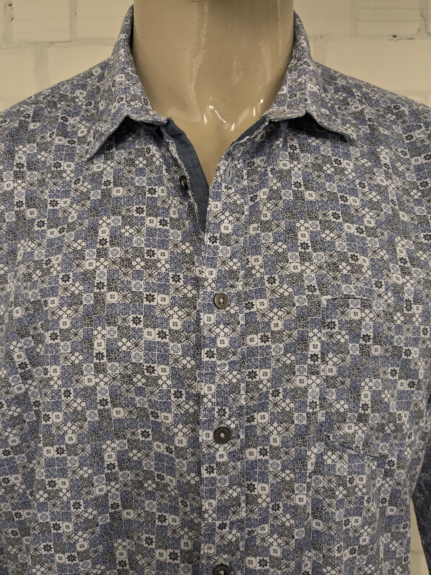 Marc o'Polo overhemd. Blauw Zwart Witte print. Maat 2XL / XXL. shaped fit.