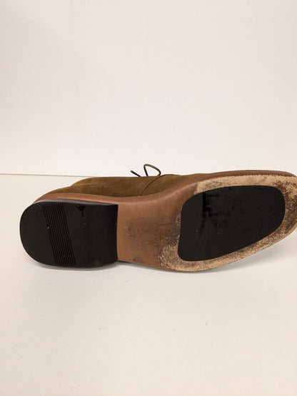 Scarpe stringate Hugo Boss in pelle scamosciata. Di colore marrone. Taglia 8/42.