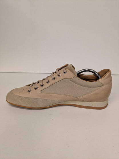 Scarpe da ginnastica in pelle Hugo Boss. Colore marrone chiaro. Taglia 42.