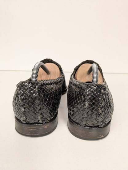 Fratelli Vanni Leather woven moccasins. Dark Brown colored. Size 42.
