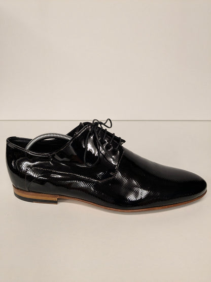 Hugo Boss Lak Leren veterschoenen. Donker Bruin gekleurd. Maat 42.