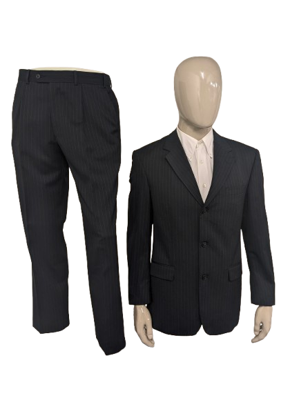 Royal Bartlett & Walker Wool Suit. Blue Brown striped. Size 48 / M.