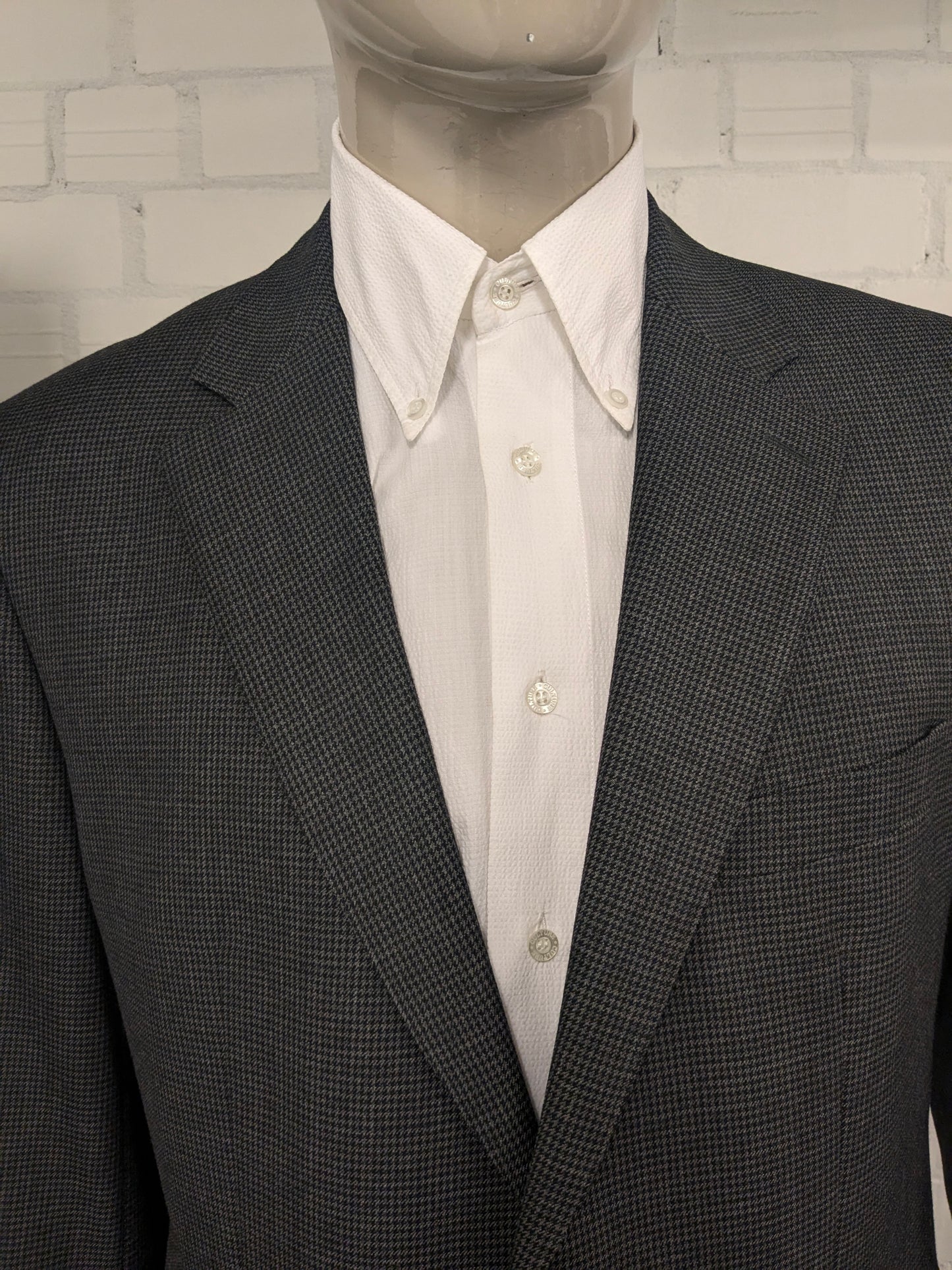 Abito Scabal in lana realizzato su misura. Motivo grigio nero. Taglia 56/XL.