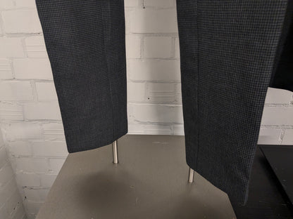 Abito Scabal in lana realizzato su misura. Motivo grigio nero. Taglia 56/XL.