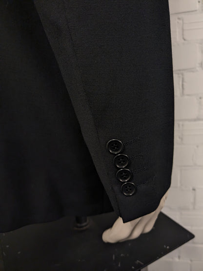 Abito in lana Limo Vierra. Di colore nero. Taglia 56/XL.