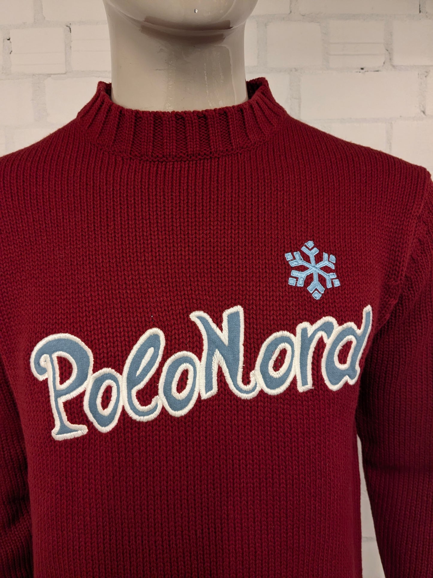 Maglione vintage in lana Monte Bianco. Colorato di rosso. Taglia M. 30% Lana.