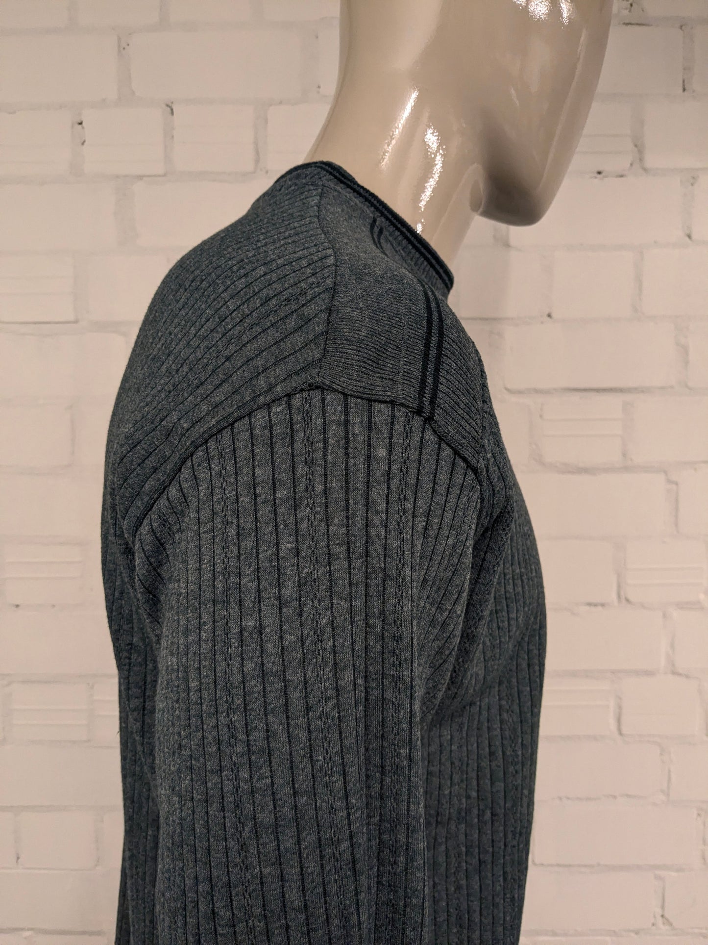 Dat's Creation trui. Groen gemêleerd. Maat L.