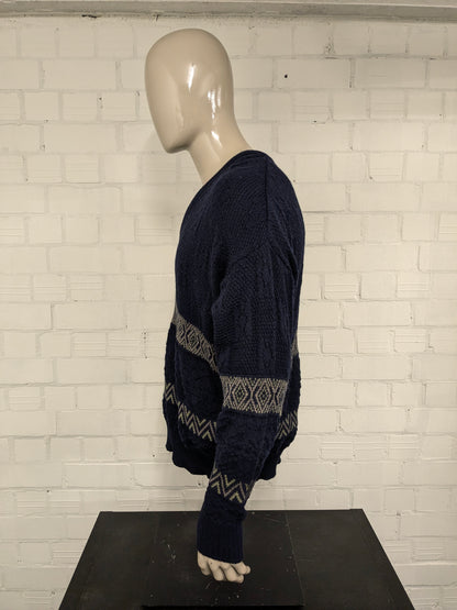Vintage MRH Wollen trui met V-Hals. Donker Blauw Bruin Groen gekleurd. Maat XL.