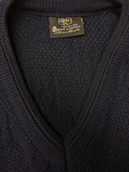 Vintage MRH Wollen trui met V-Hals. Donker Blauw Bruin Groen gekleurd. Maat XL.