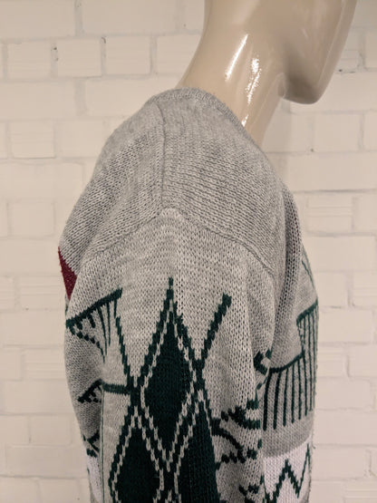 Coskun trui met V-Hals. Grijs Rood Groen gekleurd. Maat L.