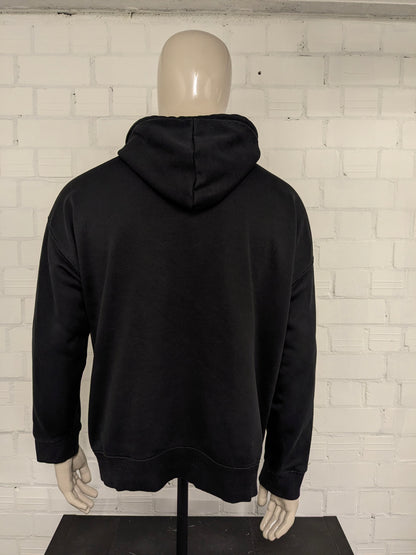 Sweat à capuche H&M "Days of the Hoops". Noir avec impression. Taille XL. coupe surdimensionnée.