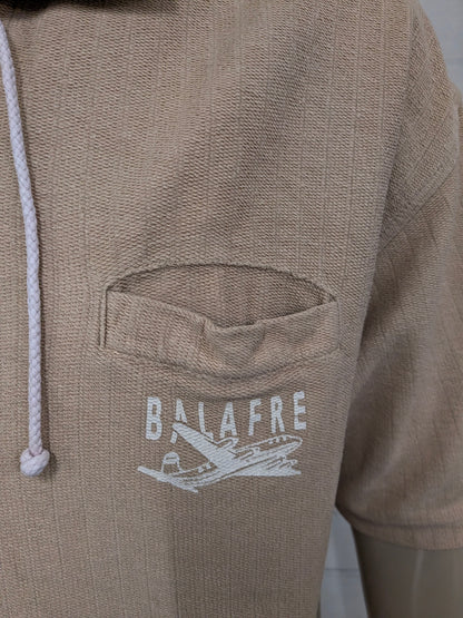 Vintage Balafre polo met touwtjes. Beige gekleurd. Maat 2XL / XXL.