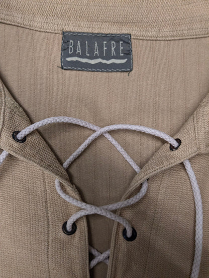 Vintage Balafre polo met touwtjes. Beige gekleurd. Maat 2XL / XXL.