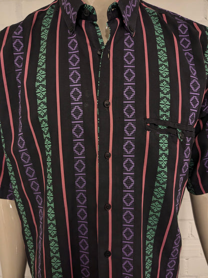 Vintage 80's / 90's Fictif overhemd korte mouw. Zwart Groen Paars Roze gekleurd. Maat XL.