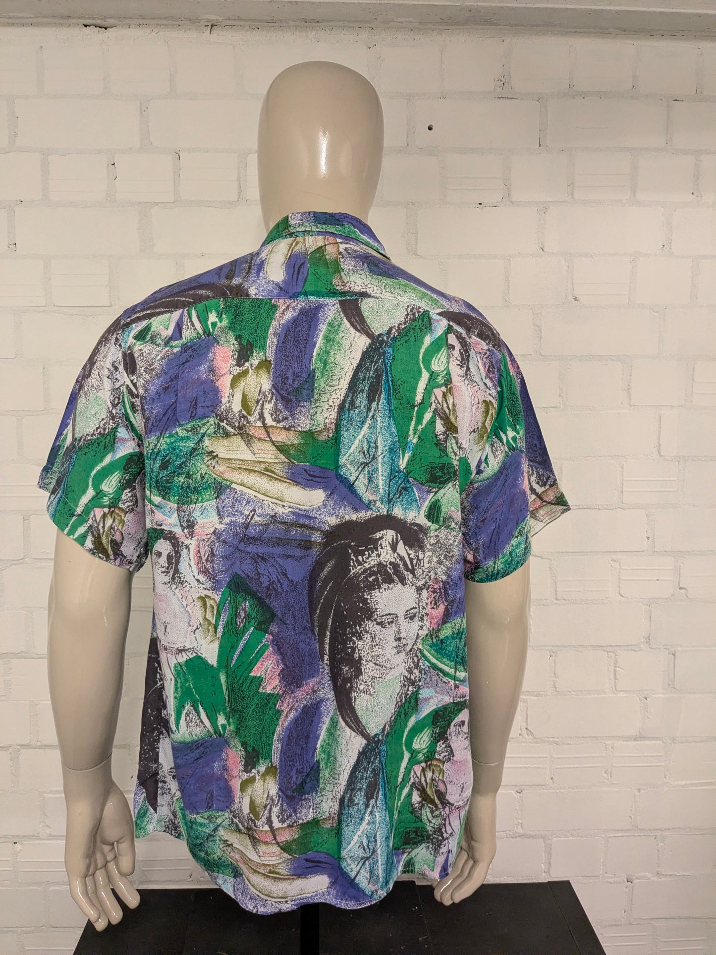 Vintage 80's / 90's United shirt overhemd korte mouw. Groen Paars Roze print. Maat L.