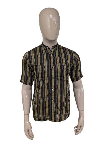 Camisa de escort manga corta con cuello campesino corto. Verde Marrón Azul a rayas. Talla M.