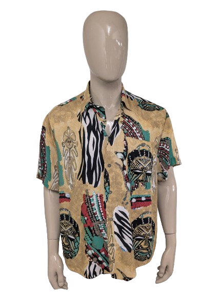 Vintage 80er / 90er Ahlemeyer Hemd mit kurzen Ärmeln. Rot-grün-gelber Stammesdruck. Größe 2XL / XXL.