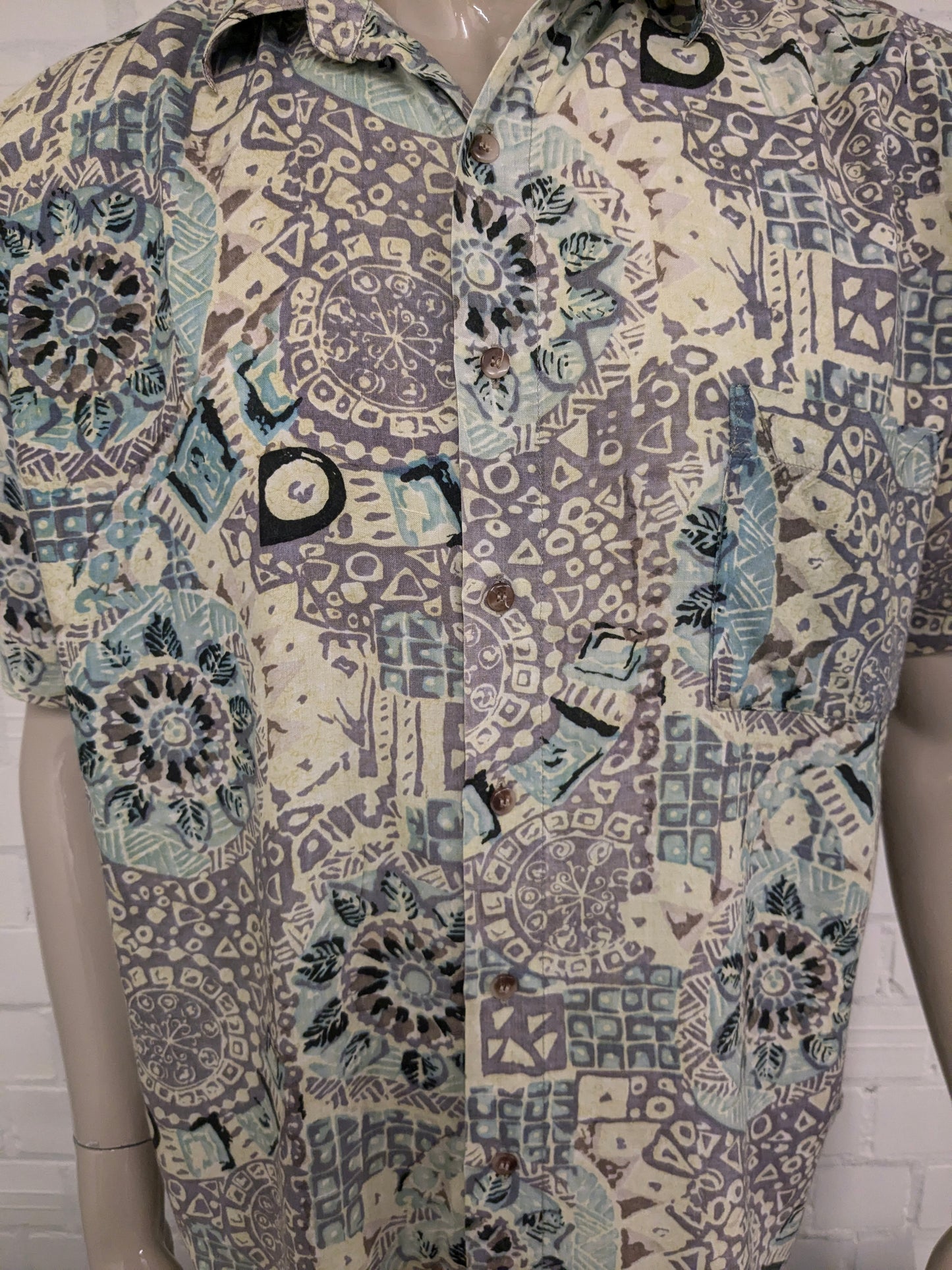 Vintage 80's / 90's Colosseum overhemd korte mouw. Geel Grijs Groene print. Maat 2XL / XXL.