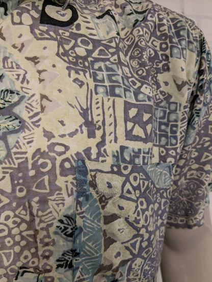 Vintage 80's / 90's Colosseum overhemd korte mouw. Geel Grijs Groene print. Maat 2XL / XXL.
