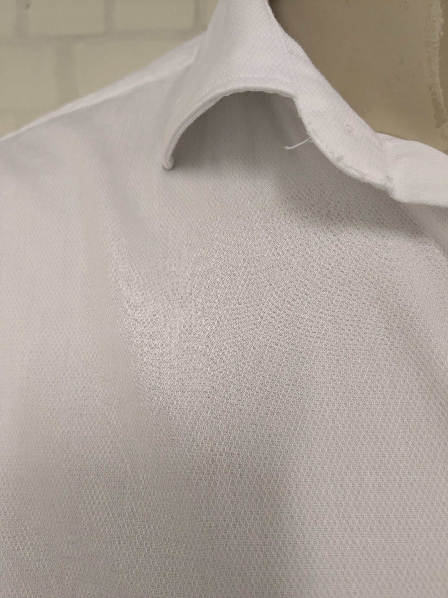 Sartoria Leoni overhemd. Wit gekleurd. Maat XL.